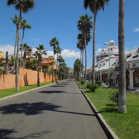 Apartament Casa Palmera 4 Only 150 Meters To Beach, Heated Pool, Wifi, Sat-tv, Terrace, Central Location, Washing Machine