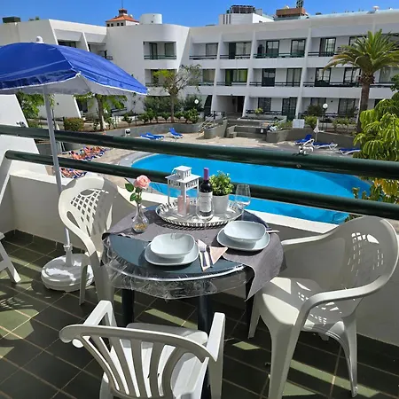 Apartament Casa Palmera 4 Only 150 Meters To Beach, Heated Pool, Wifi, Sat-tv, Terrace, Central Location, Washing Machine