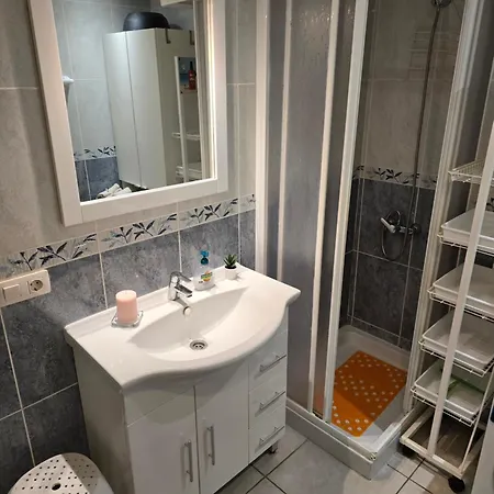 Casa Palmera 4 Only 150 Meters To Beach, Heated Pool, Wifi, Sat-tv, Terrace, Central Location, Washing Machine Διαμέρισμα